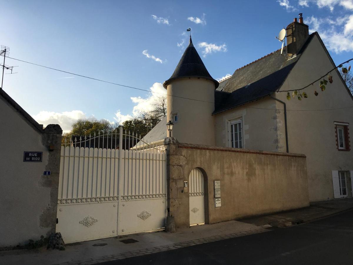 Bed and Breakfast Manoir Le Bout Du Pont Huisseau-sur-Cosson Exterior foto